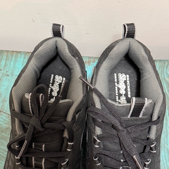 Skechers Men's Black Leather Shape Ups Size 10.5 - Picture 7 of 10